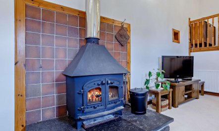 2 Bed in Huntly 6