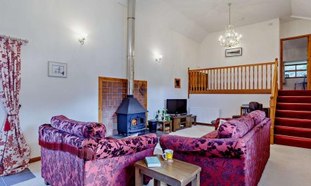 2 Bed in Huntly 5