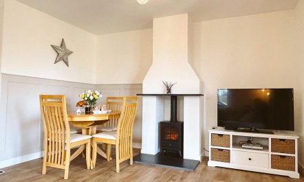 2 Bed in Holsworthy 4