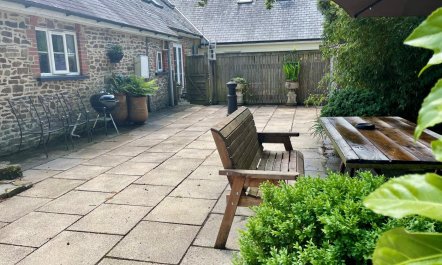 3 Bed in Holsworthy 1