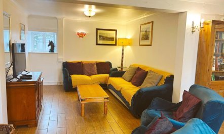 3 Bed in Thornbury 3