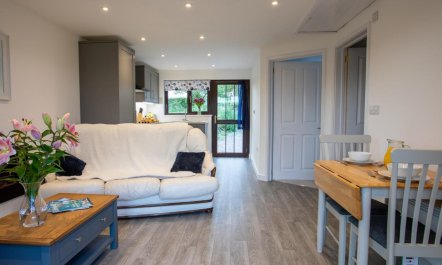 1 Bed in Bude 3