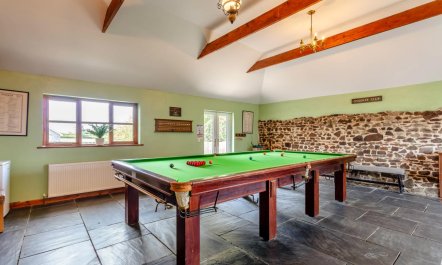 4 Bed in Holsworthy 3