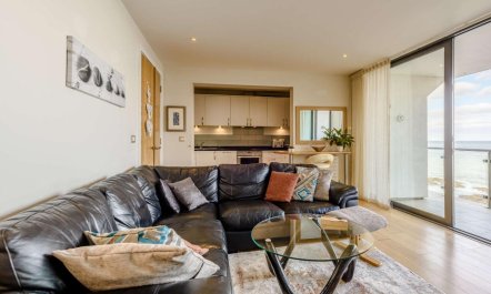 3 Bed in Westward Ho! 4