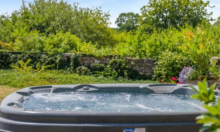 6 Bed in Honiton 2