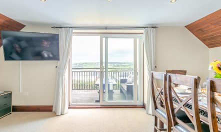 4 Bed in Barnstaple 2