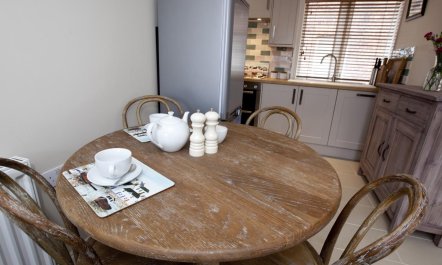 2 Bed in Whitby 2