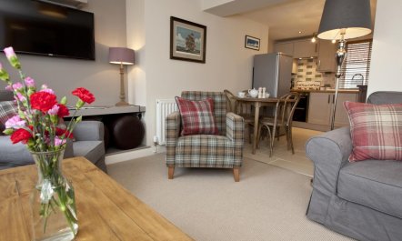 2 Bed in Whitby 4