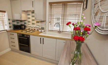 2 Bed in Whitby 3