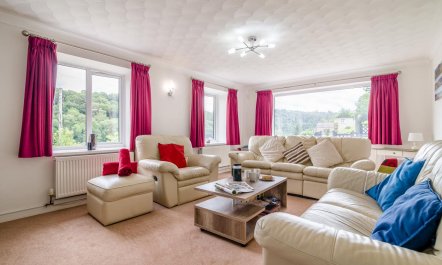4 Bed in Ross -on- Wye 9
