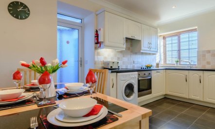 2 Bed in Seahouses 7