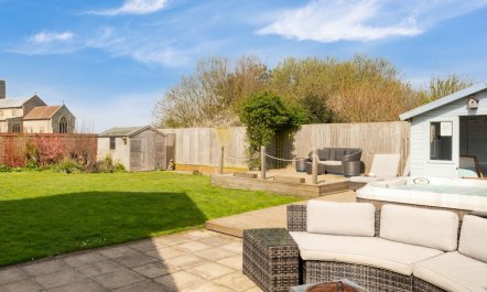 4 Bed in Cromer 6
