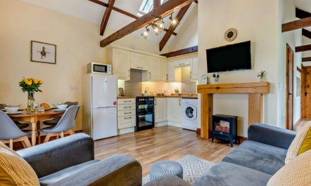 2 Bed in Holsworthy 5