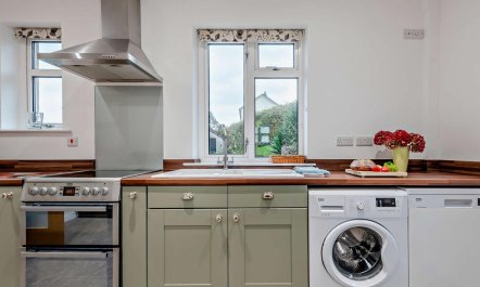 4 Bed in Narberth 4