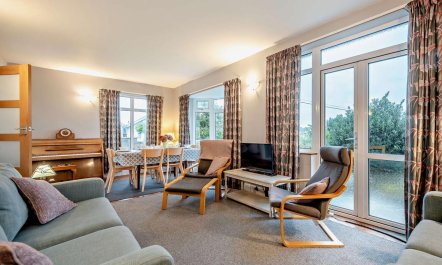 4 Bed in Narberth 5