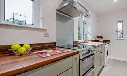4 Bed in Narberth 3