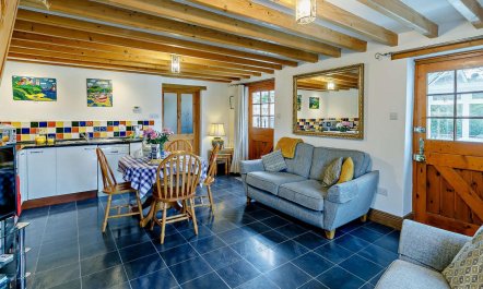 1 Bed in Callington 3