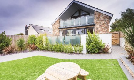 2 Bed in Westward Ho 3