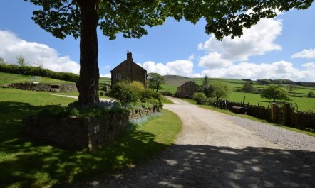 2 Bed in High Peak 2