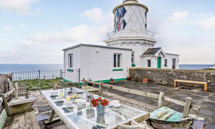 3 Bed in Haverfordwest 1