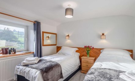 2 Bed in Barnoldswick 8