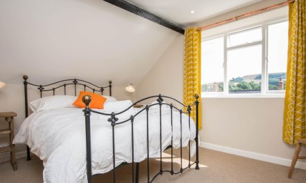 2 Bed in Bridport 7