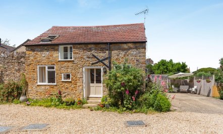 2 Bed in Bridport