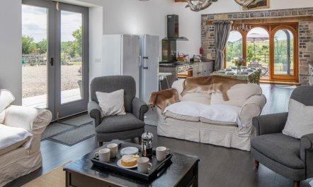 4 Bed in Bridgwater 1