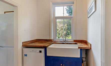 4 Bed in Fairbourne 6