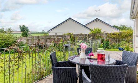 3 Bed in Torrington 1