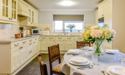 3 Bed in Torrington 2