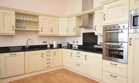 2 Bed in Ilfracombe 4