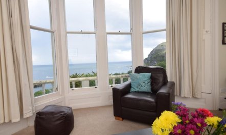 2 Bed in Ilfracombe 0