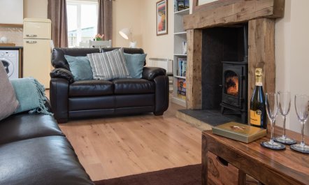 2 Bed in Seahouses 2