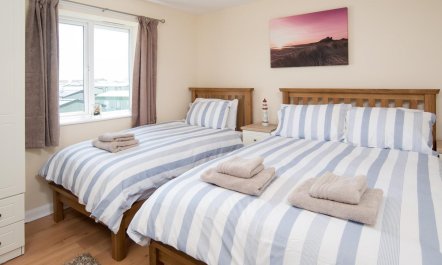2 Bed in Seahouses 9