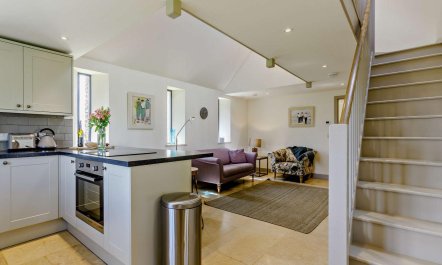 1 Bed in Cheltenham 8