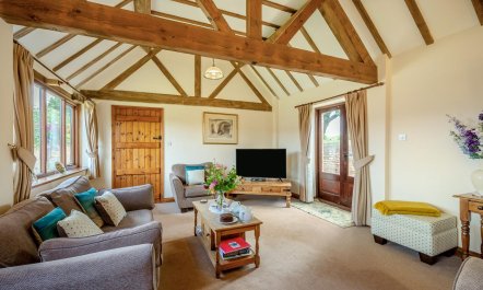 2 Bed in Stratford -upon- Avon 3