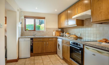 2 Bed in Stratford -upon- Avon 9