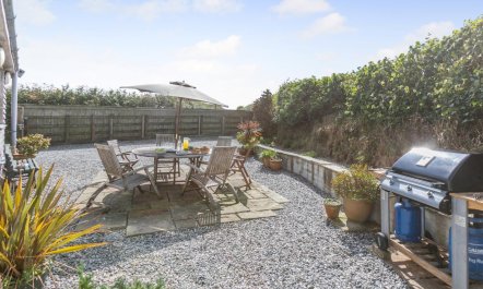 3 Bed in Torrington 6