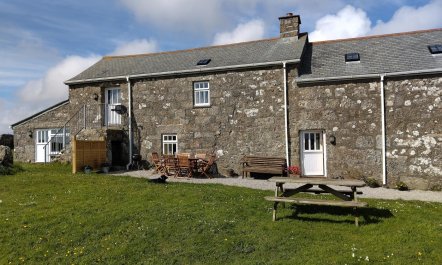 4 Bed in Penzance 0
