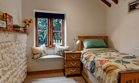 2 Bed in Thorpe Market 8