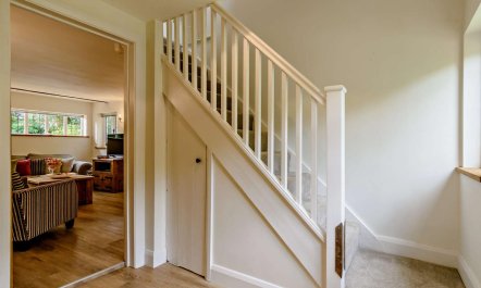 4 Bed in Dorking 6