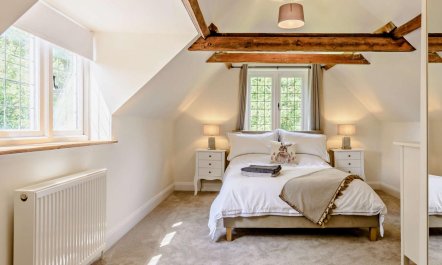 4 Bed in Dorking 7