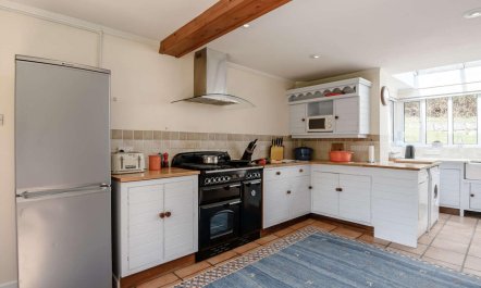 5 Bed in Wareham 1