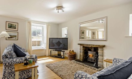 3 Bed in Aberfeldy 1