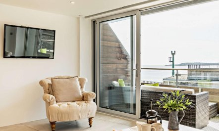 2 Bed in Tenby 3
