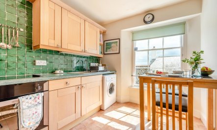 1 Bed in Appledore 4