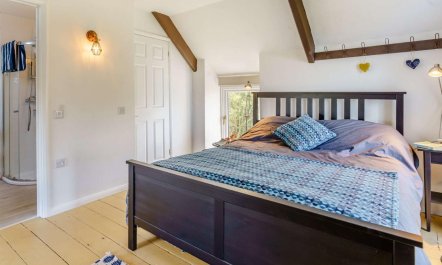 3 Bed in Haverfordwest 6