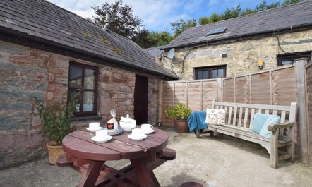 2 Bed in Llanfairpwllgwyngyll 9