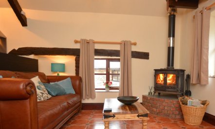2 Bed in Llanfairpwllgwyngyll 1